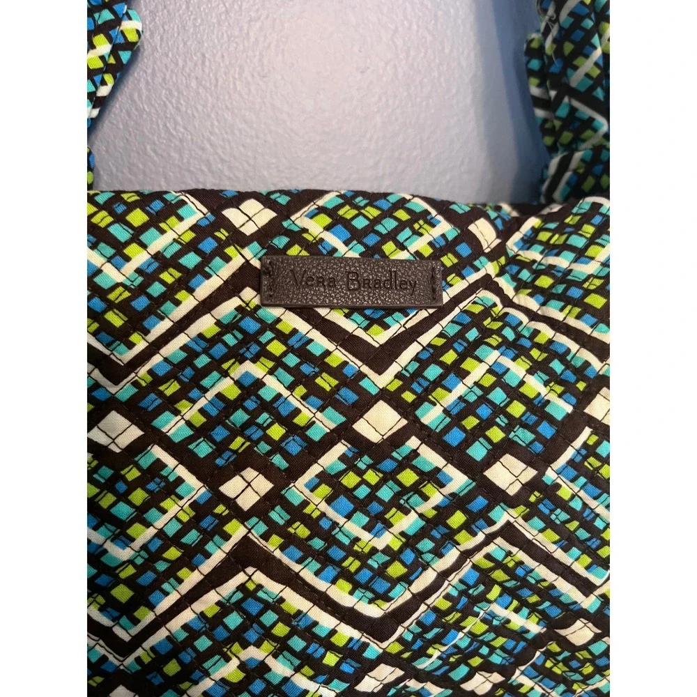Vera Bradley Hadley East West Tote In Rain Forest Pattern Quilted Tote Retired